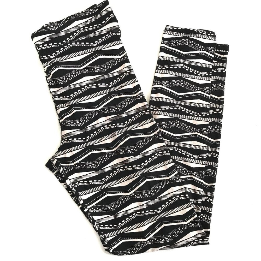 PINK Victoria's Secret VS Dog Small Black White Cotton Geometric Leggings